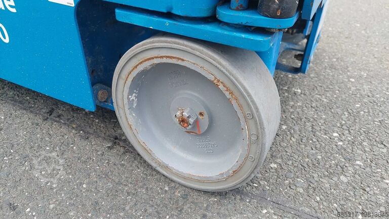 Vertikaler Mastlift Genie GR 12