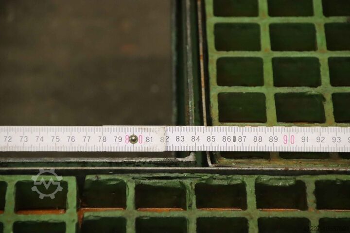 Maschinenpodest unbekannt 2455 x 1925 mm