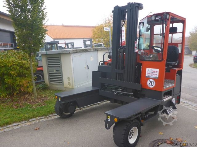 Four-way side loader Combilift C5000 XL