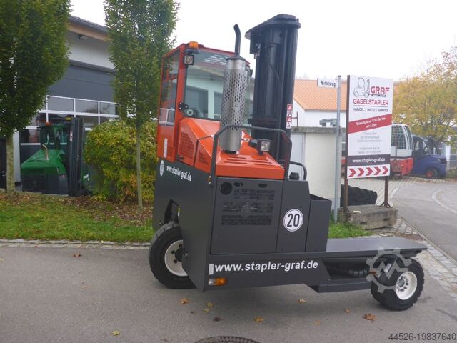 Four-way side loader Combilift C5000 XL