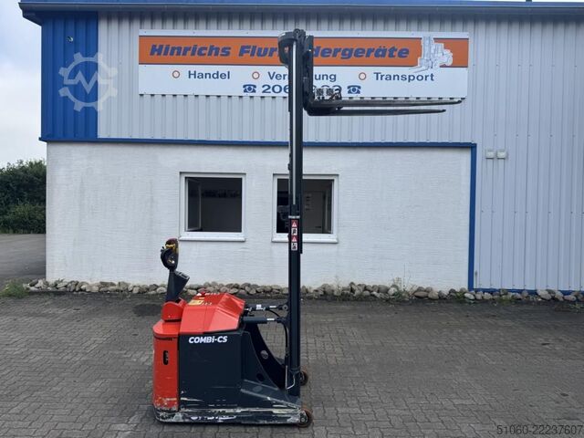 Pedestrian Stacker Combilift SC1500