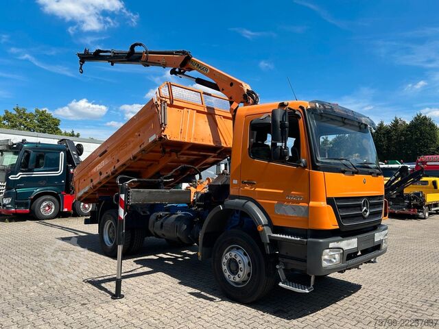 Three-sided tipper truck MERCEDES-BENZ 1828 3Skipper + PKG 12001 Kran 4x2