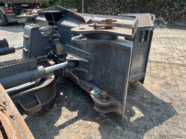 Road roller CASE 1650M Raupe
