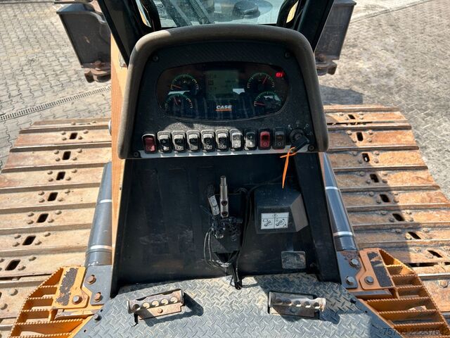 Road roller CASE 1650M Raupe
