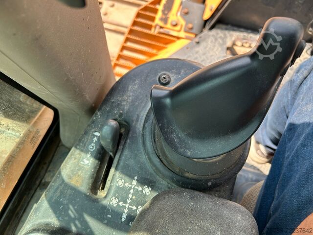 Road roller CASE 1650M Raupe