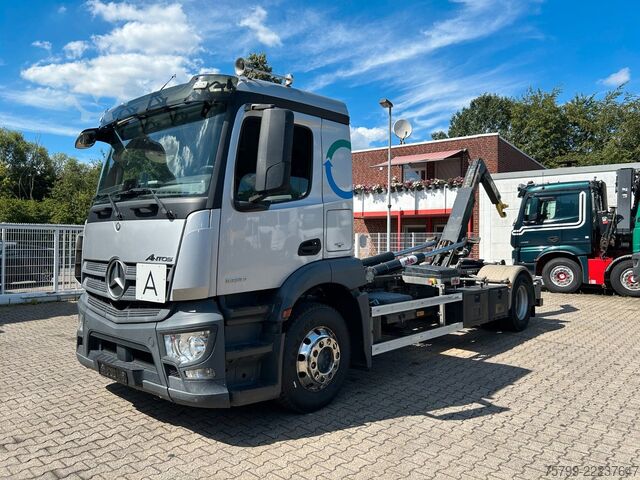 Roll-off tipper truck MERCEDES-BENZ 1836 Antos Abroller 4x2