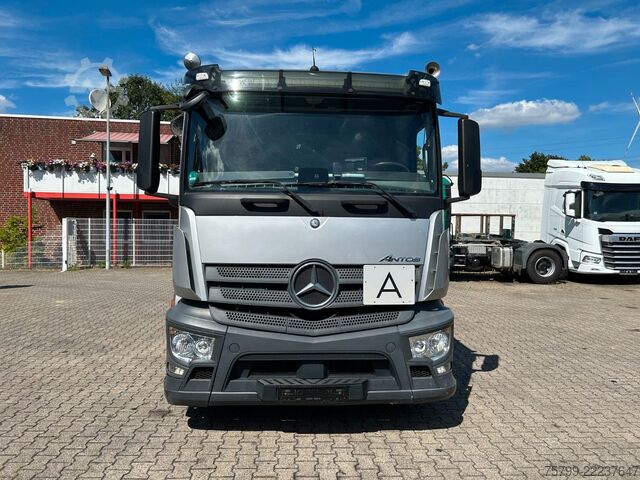 Roll-off tipper truck MERCEDES-BENZ 1836 Antos Abroller 4x2