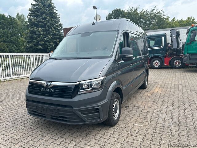 High top van MAN TGE Kastenwagen 4x2