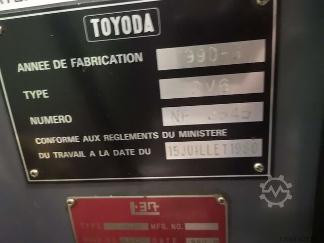 Bearbeitungszentrum Toyoda PV6