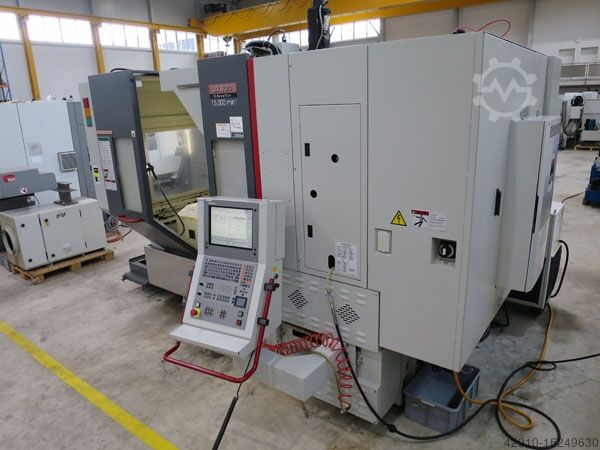 Universal machining center QUASER UX 500/15C Dyn