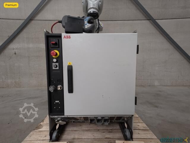 Refurbished Industrial Robot — 1 year warranty ABB IRB 6640-205/2.75