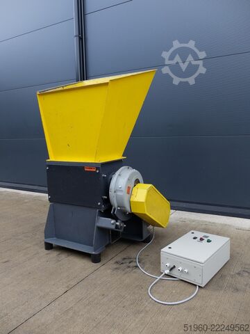 Wood chipper, shredder 4/23 Umwelttech LL600PL 4/23