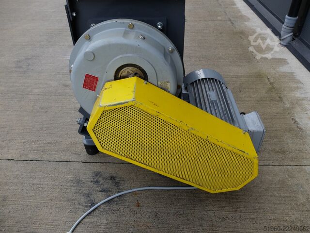 Wood chipper, shredder 4/23 Umwelttech LL600PL 4/23