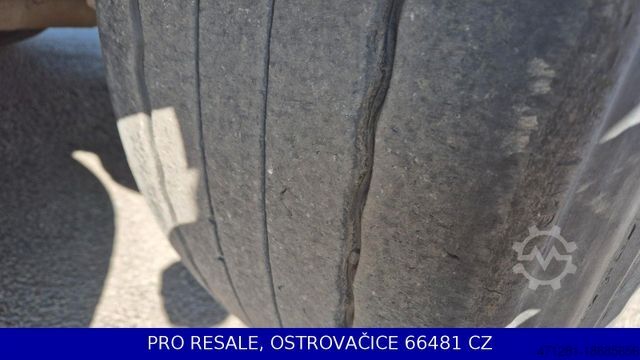 Silo semitrailer FELDBINDER EUT 40.3 SILOCISTERNA - 2 KAMMERN - 40 m3