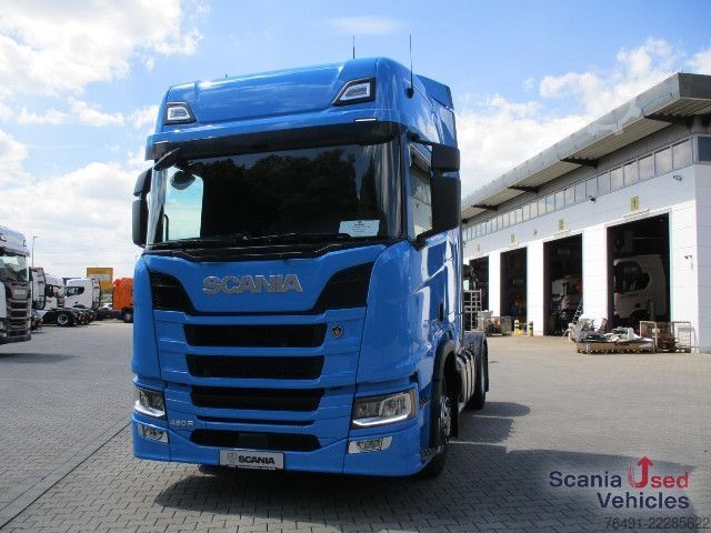 Standard SZM Scania R 460 A4x2NA / Navi /