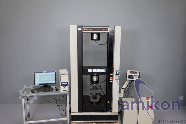 Material testing machine tensile testing machine Instron 4507 Universalprüfmaschine 200 kN