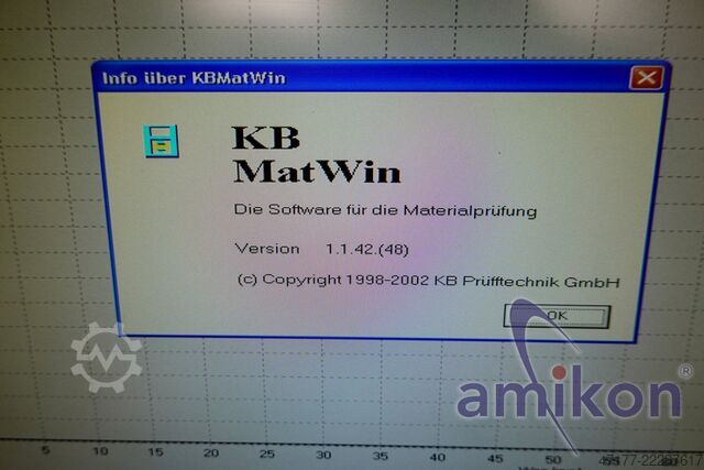 Material testing machine tensile testing machine Instron 4507 Universalprüfmaschine 200 kN