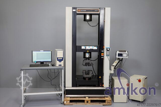 Material testing machine tensile testing machine Instron 4507 Universalprüfmaschine 200 kN