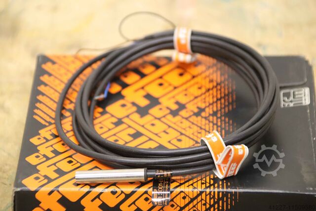 Inductive sensor proximity switch efector ITB 3001-BPOG