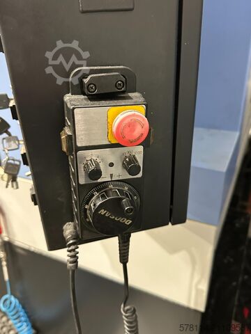 Vertikales Bearbeitungszentrum Doosan DMN 650