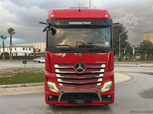 Standard tractor unit Mercedes-Benz Actros 1851