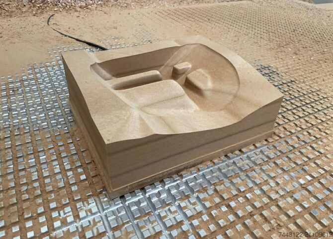 Bearbeitungszentrum TYC FVP 50 CNC