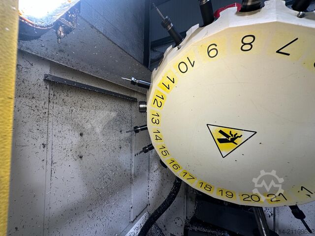 Vertikales Bearbeitungszentrum Fanuc Alpha T21iE 5 Axis