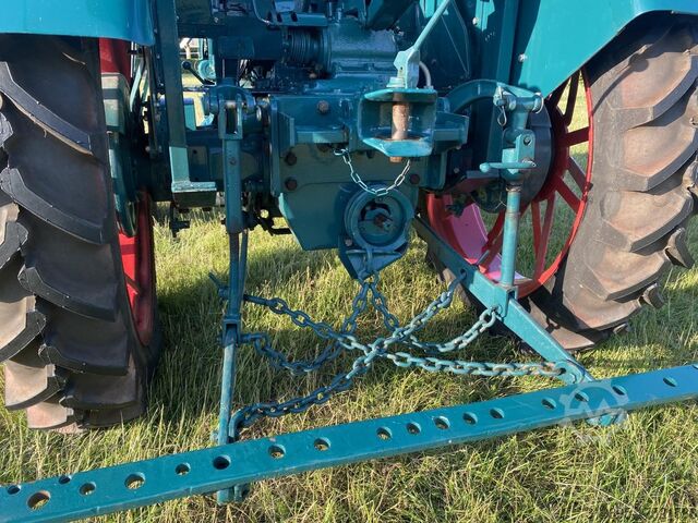 Tractor Hanomag R 22 Hebe- Zapfwelle- Korn-Rad, Uzw.
