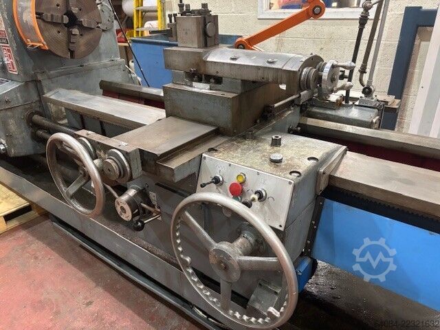 Center lathe Binns & Berry TB 808