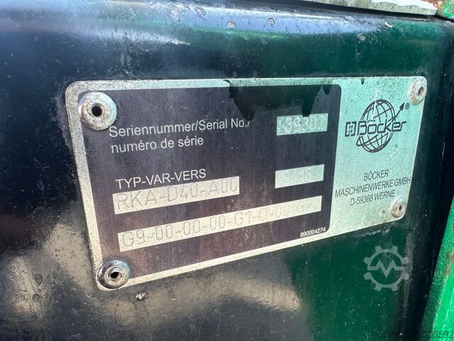Autokran Böcker RK 36-2400 / Raupenkran / UVV NEU