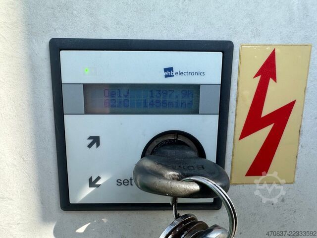 Autokran Böcker RK 36-2400 / Raupenkran / UVV NEU