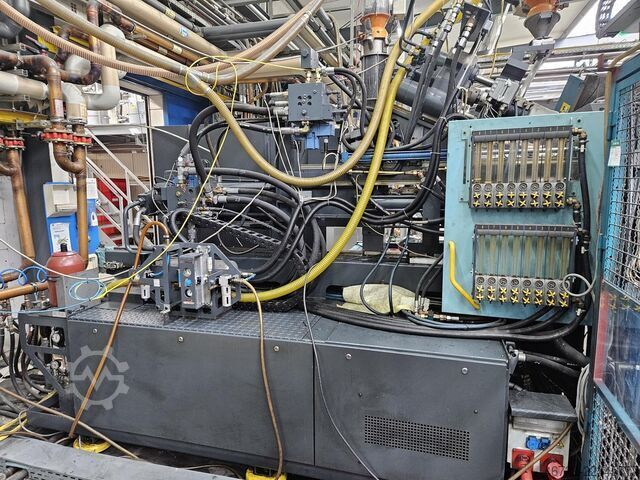 Injection molding machine DEMAG ergotech 420-1450h/320r