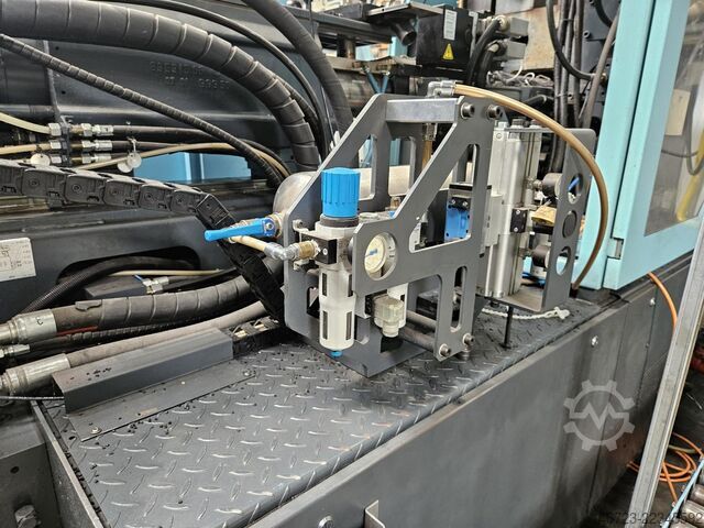Injection molding machine DEMAG ergotech 200/560-840/120v multi