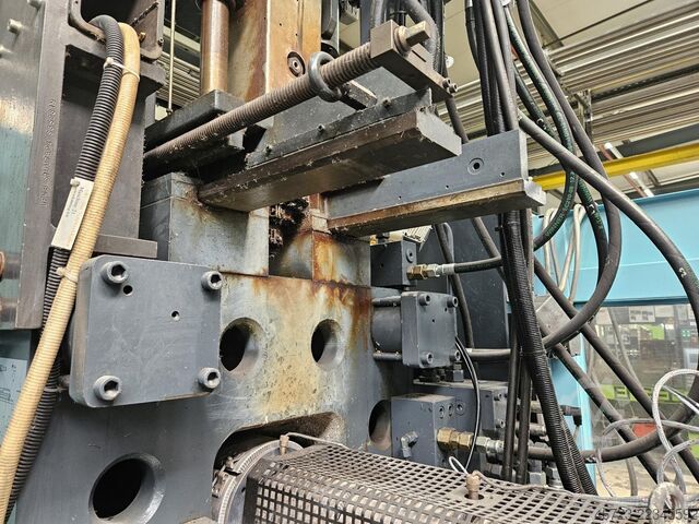 Injection molding machine DEMAG ergotech 200/560-840/120v multi