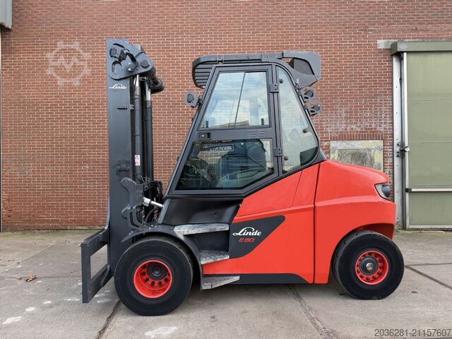 Electric 4-wheel forklift Linde E80-01/900