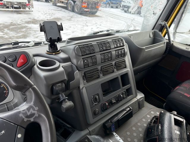 Dreiseitenkipper LKW IVECO Stralis AT260T44 6x4 Kipper Kran Pakfinger 16052