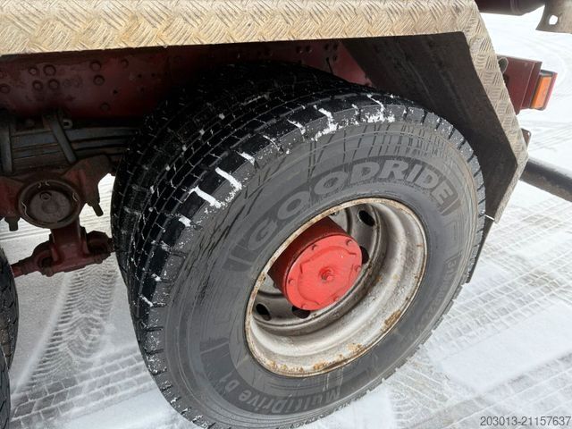 Dreiseitenkipper LKW IVECO Stralis AT260T44 6x4 Kipper Kran Pakfinger 16052