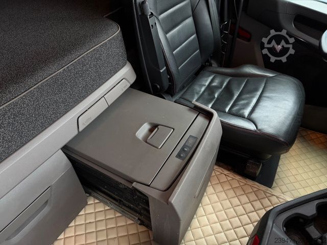 Standard SZM SCANIA R520 V8 2x Tank Retarder ACC Leder