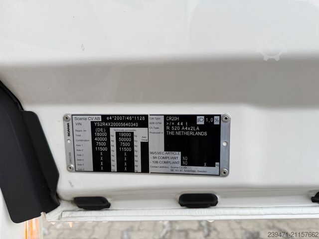 Standard SZM SCANIA R520 V8 2x Tank Retarder ACC Leder