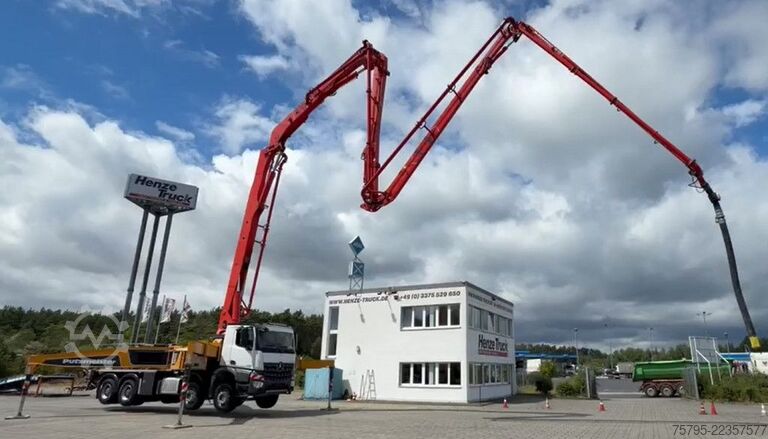 Betonpumpen-LKW MERCEDES-BENZ Arocs 3540 8x4 Betonpumpe Putzmeister BSF 42.5 1