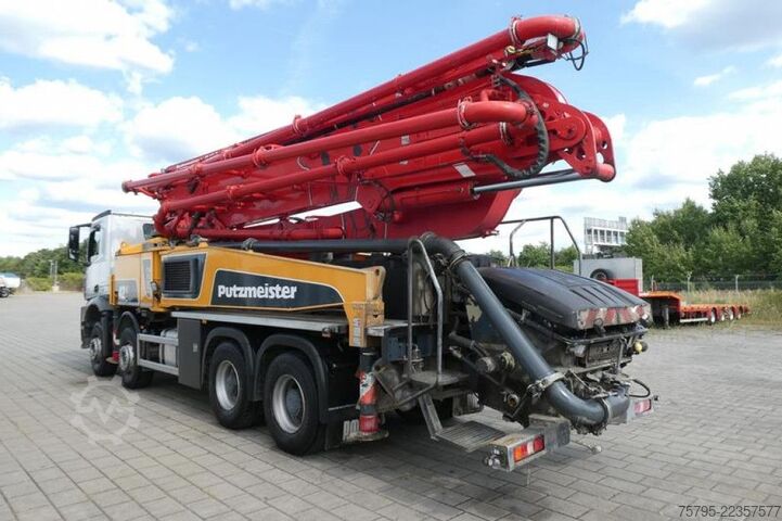 Betonpumpen-LKW MERCEDES-BENZ Arocs 3540 8x4 Betonpumpe Putzmeister BSF 42.5 1