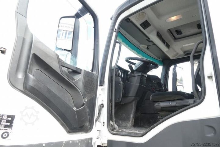 Betonpumpen-LKW MERCEDES-BENZ Arocs 3540 8x4 Betonpumpe Putzmeister BSF 42.5 1