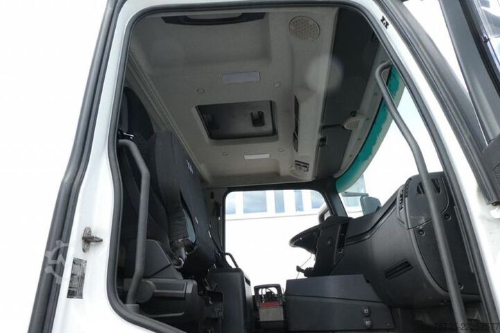 Betonpumpen-LKW MERCEDES-BENZ Arocs 3540 8x4 Betonpumpe Putzmeister BSF 42.5 1