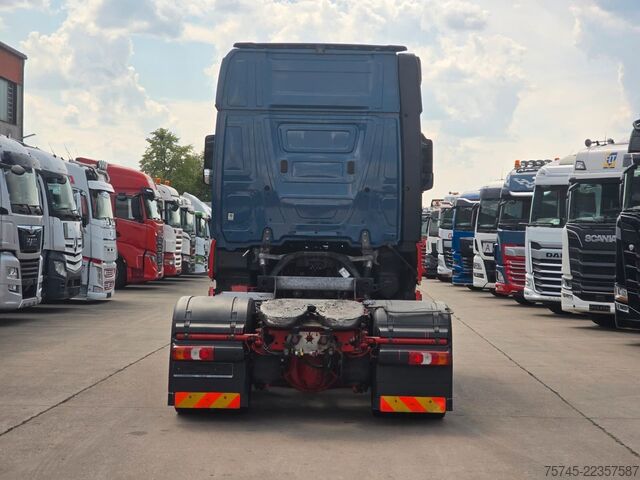 Standard SZM MERCEDES-BENZ ACTROS 1845 * ACC * RETARDER * 2X TANK *