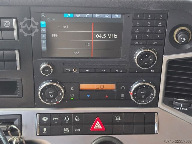 Standard SZM MERCEDES-BENZ ACTROS 1845 * ACC * RETARDER * 2X TANK *