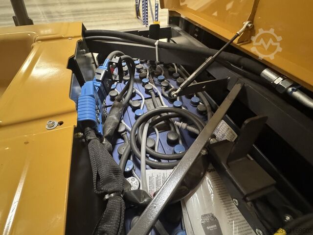 Elektrischer Hochregal-Kommissionierer CATERPILLAR NOH12PH