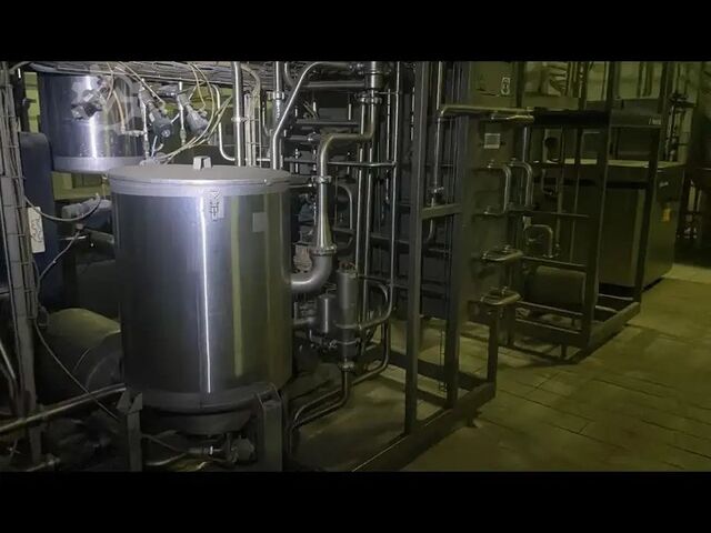 Gebrauchter UHT-Milchzubereitungsraum Tetra Pak 4000 L-h  