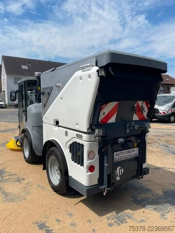 Road sweeper Hako Hako Citymaster 1650 4x4 Kehrm. Service