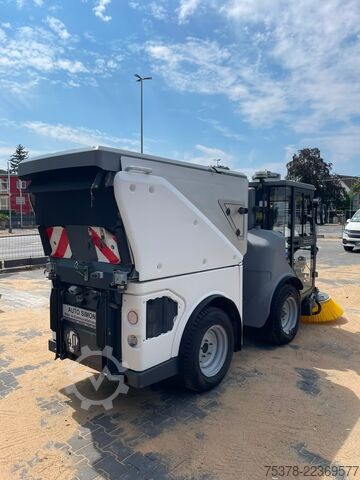 Public utility vehicle Hako Hako Citymaster 1650 4x4 Kehrm. Service