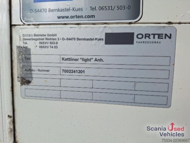 LKW mit Getränkeaufbau MAN TGS 26.470 mit Orten Getränkeaufbau